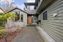 1544 Comox Ave, Comox, BC 