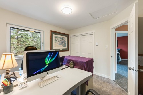 1544 Comox Ave, Comox, BC 