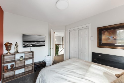 1544 Comox Ave, Comox, BC 