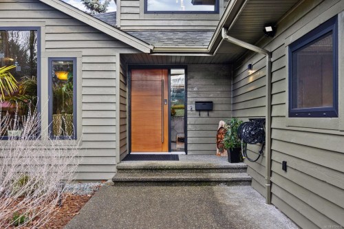 1544 Comox Ave, Comox, BC 