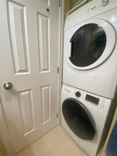 Autre - 5280 Rue St-Denis, Montréal (Le Plateau-Mont-Royal), QC - Indoor Photo Showing Laundry Room