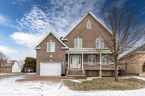 66 Rue de l'Impératrice  Saint-Jean-Sur-Richelieu, QC J2W 3B1