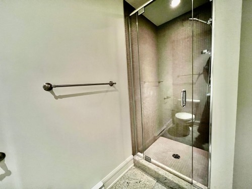 Bathroom - 1902-1100 Rue De La Montagne, Montréal (Ville-Marie), QC - Indoor Photo Showing Bathroom