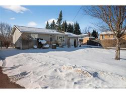 322 Thomas ST  Dieppe, NB E1A 2C2