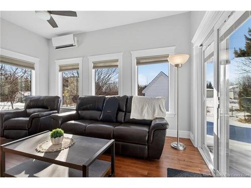 322 Thomas St, Dieppe, NB 