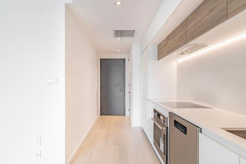 Hall - 513-1616 Rue Des Bassins, Montréal (Le Sud-Ouest), QC - Indoor Photo Showing Kitchen