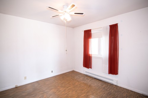 Master Bedroom - 805 Av. Proulx, La Pocatière, QC - Indoor Photo Showing Other Room