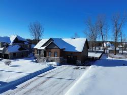 18 Rue De Champlain  Saint-André-D'Argenteuil, QC J0V 1X0