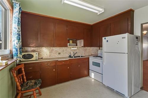 668 Walker Ave, Winnipeg, MB 