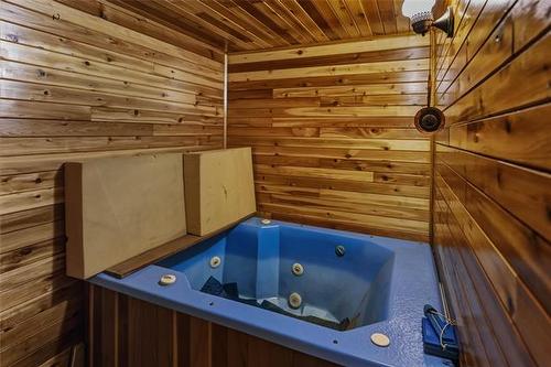 668 Walker Ave, Winnipeg, MB 