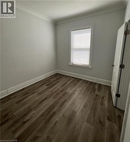 44 Madison Avenue, Hamilton, ON - Indoor Photo Showing Other Room