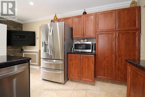 2271 Wildwood Crescent, Pickering (Brock Ridge), ON - Indoor Photo Showing Kitchen