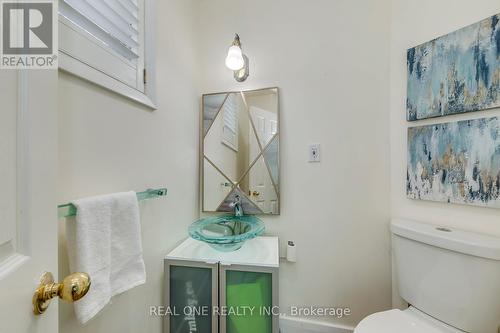 1399 Chriseden Drive, Mississauga, ON - Indoor Photo Showing Bathroom