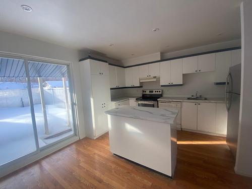 Cuisine - 685 Rue De Chevillon, Laval (Laval-Des-Rapides), QC 