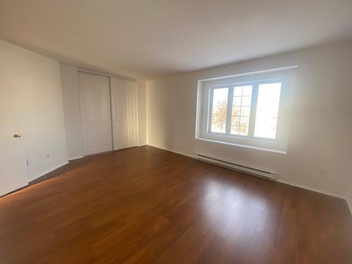 Chambre à coucher principale - 685 Rue De Chevillon, Laval (Laval-Des-Rapides), QC 