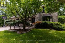 2530 JARVIS STREET  Mississauga, ON L5C 2P6