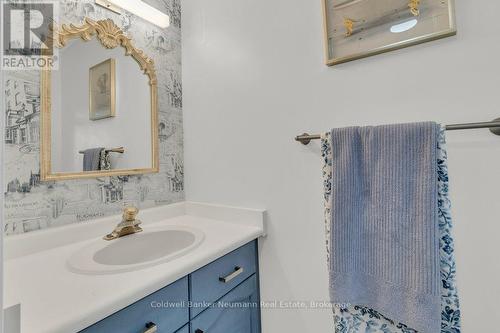 6 Law Drive, Guelph (Grange Road), ON - Indoor Photo Showing Bathroom