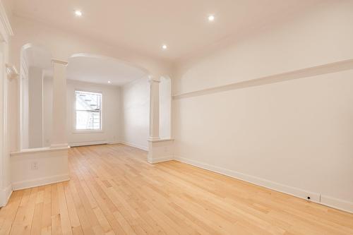 Salon - 1878 Rue Dubois, Montréal (Le Sud-Ouest), QC - Indoor Photo Showing Other Room
