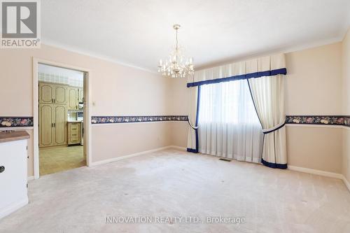 dining room next to the kitchen - 935 Parkhaven Avenue, Ottawa, ON - Indoor Photo Showing Other Room