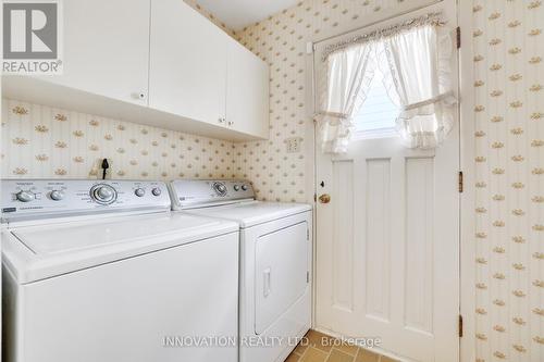 main floor laundry - 935 Parkhaven Avenue, Ottawa, ON - Indoor Photo Showing Laundry Room