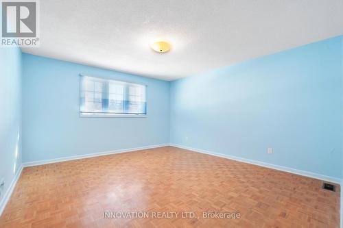 one of four spacious bedrooms - 935 Parkhaven Avenue, Ottawa, ON - Indoor Photo Showing Other Room