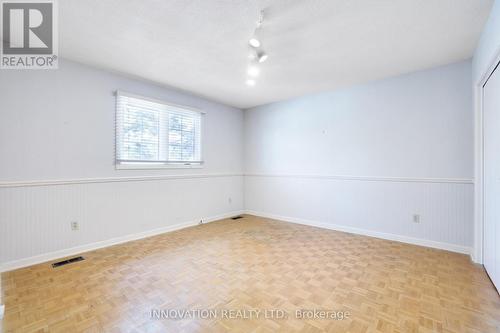 one of four spacious bedrooms - 935 Parkhaven Avenue, Ottawa, ON - Indoor Photo Showing Other Room