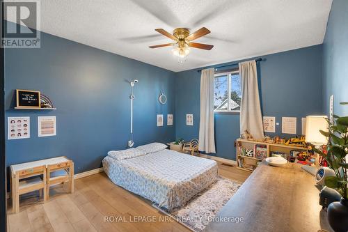 163 Pine Street S, Thorold (Thorold Downtown), ON - Indoor Photo Showing Bedroom
