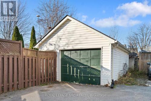 163 Pine Street S, Thorold (Thorold Downtown), ON - Outdoor