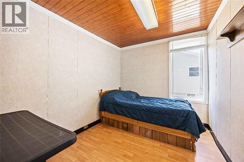 2354 Courtright Line, St Clair, ON - Indoor Photo Showing Bedroom