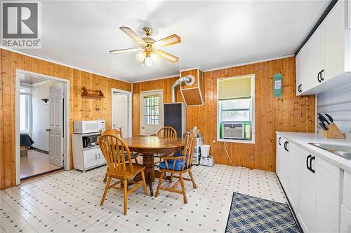 2354 Courtright Line, St Clair, ON - Indoor