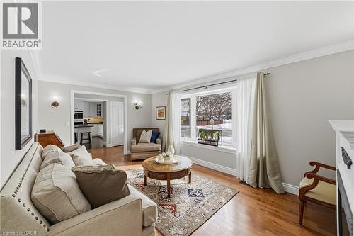 267 Hampton Heath Road, Burlington, ON - Indoor Photo Showing Living Room