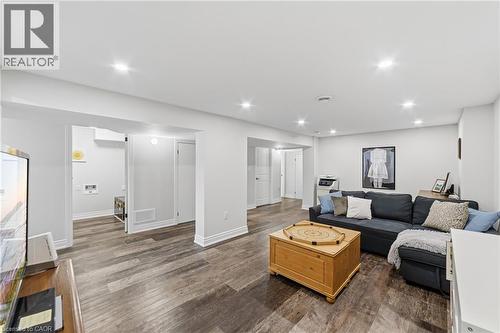 267 Hampton Heath Road, Burlington, ON - Indoor Photo Showing Living Room