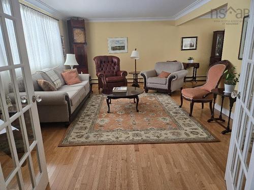 35 Fairview Drive, Truro, NS 