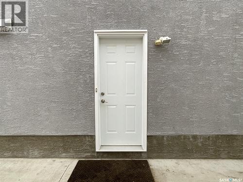 6519 Whelan Drive, Regina, SK - Outdoor