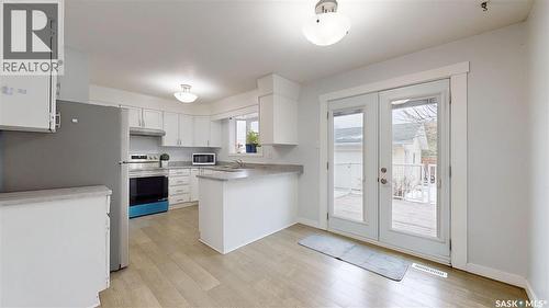 6519 Whelan Drive, Regina, SK - Indoor Photo Showing Kitchen
