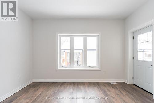 50 Breithaupt Crescent, Tiny, ON - Indoor Photo Showing Other Room