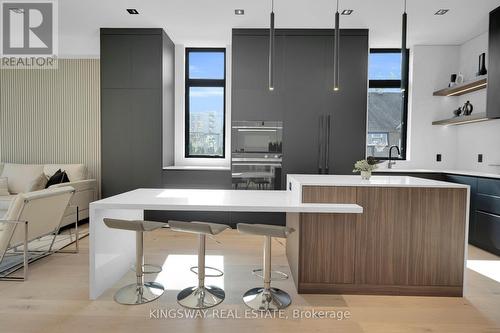 17 Broadview Avenue, Mississauga, ON - Indoor