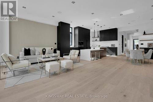 17 Broadview Avenue, Mississauga, ON - Indoor