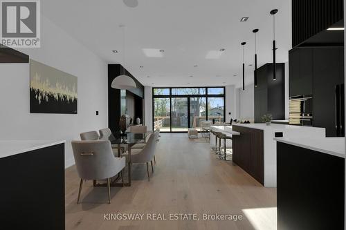 17 Broadview Avenue, Mississauga, ON - Indoor Photo Showing Other Room