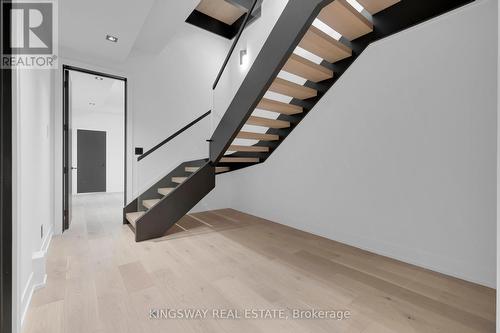 17 Broadview Avenue, Mississauga, ON - Indoor Photo Showing Other Room