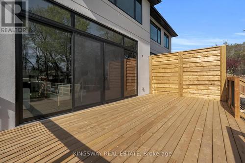 17 Broadview Avenue, Mississauga, ON - Outdoor With Deck Patio Veranda With Exterior