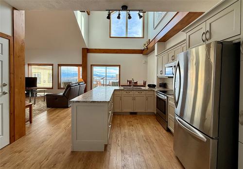 A6-1351 Gerry Sorensen Way, Kimberley, BC - Indoor Photo Showing Kitchen