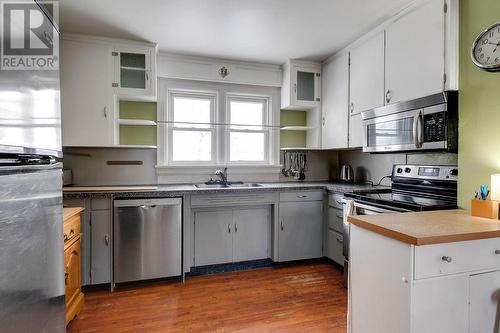 51 Devouna Street, Garson, ON - Indoor Photo Showing Kitchen With Double Sink