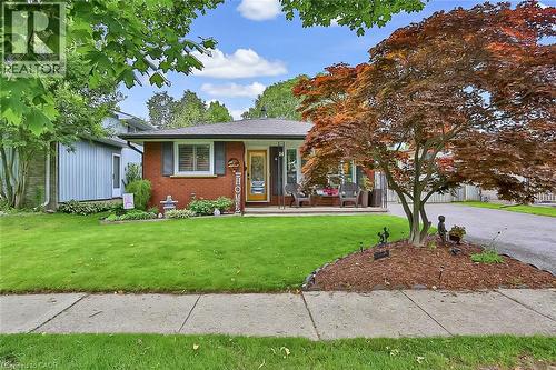 14 WAXWING Way  Brantford, ON N3R 6G1