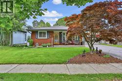 14 WAXWING Way  Brantford, ON N3R 6G1