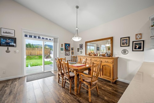 2479 Kentmere Ave, Cumberland, BC 