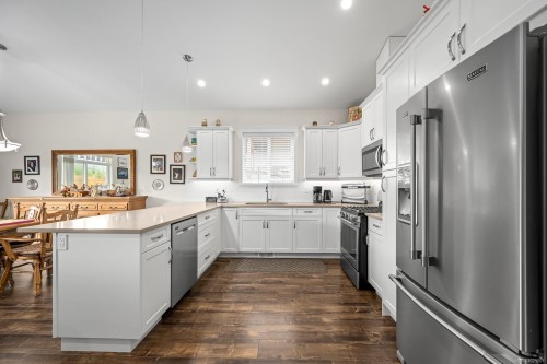 2479 Kentmere Ave, Cumberland, BC 