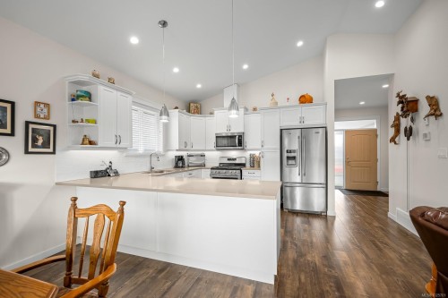 2479 Kentmere Ave, Cumberland, BC 