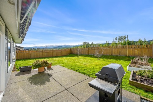 2479 Kentmere Ave, Cumberland, BC 