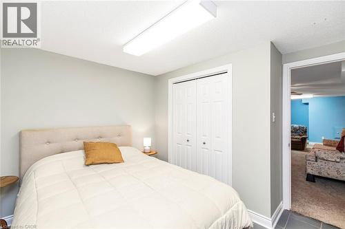 10 Wentworth Drive Unit# 36, Grimsby, ON - Indoor Photo Showing Bedroom